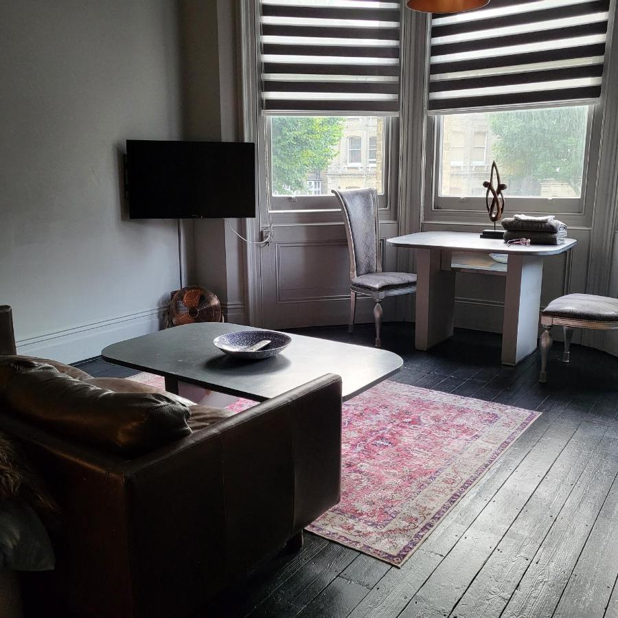 10 Large Elegant Studio - Prime Location - Comfortable - Private Brighton Eksteriør bilde